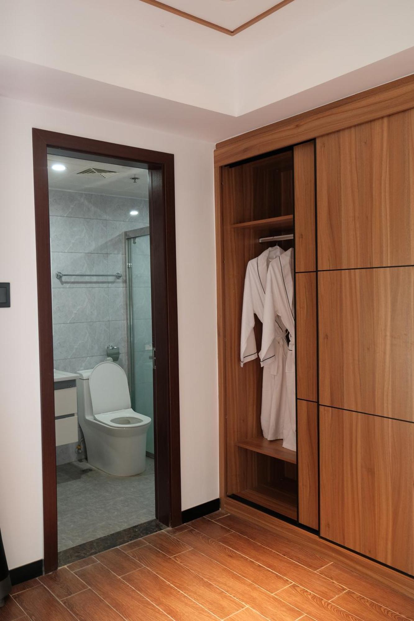 Deluxe Family Suite