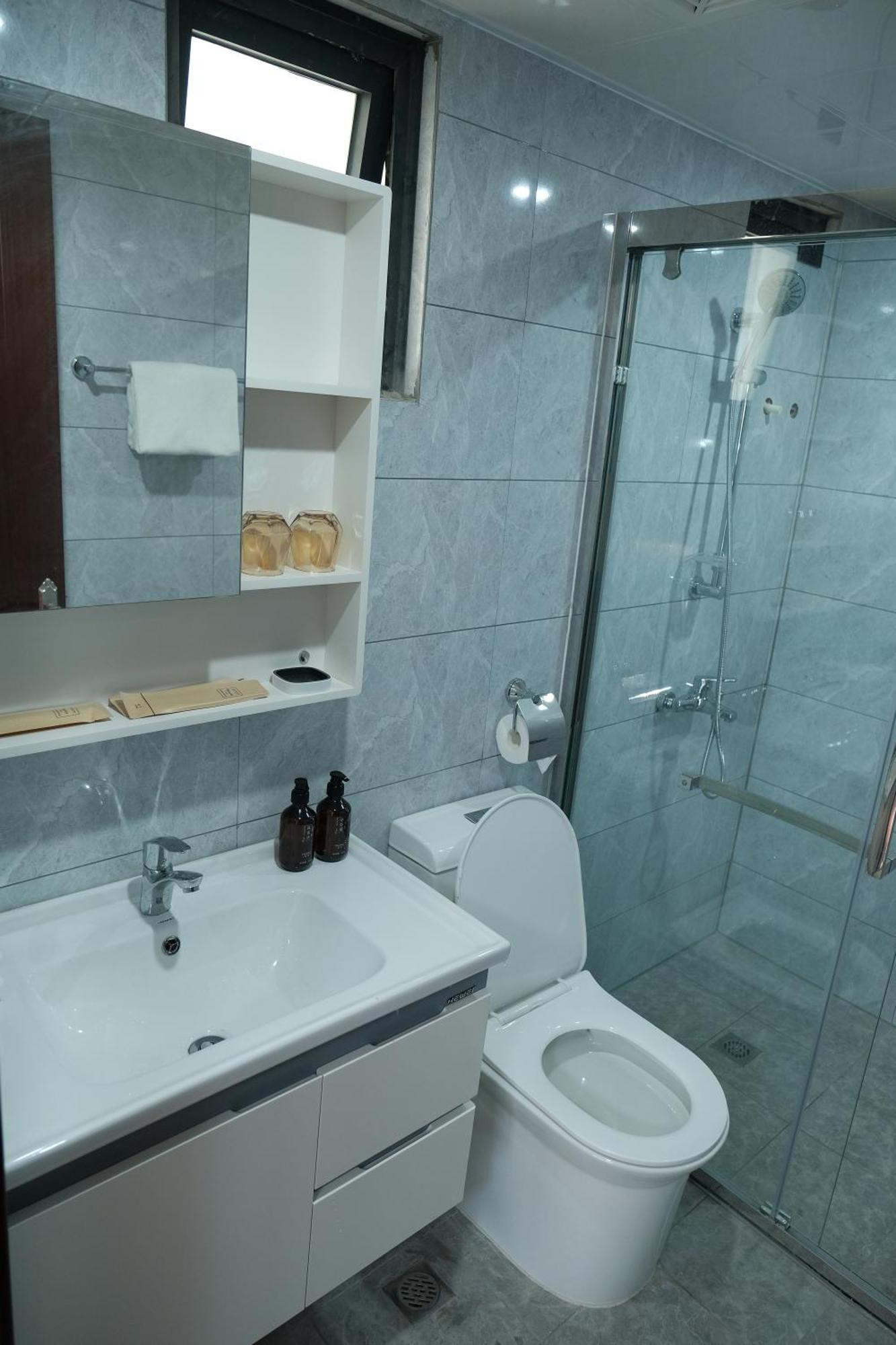 Deluxe Family Suite