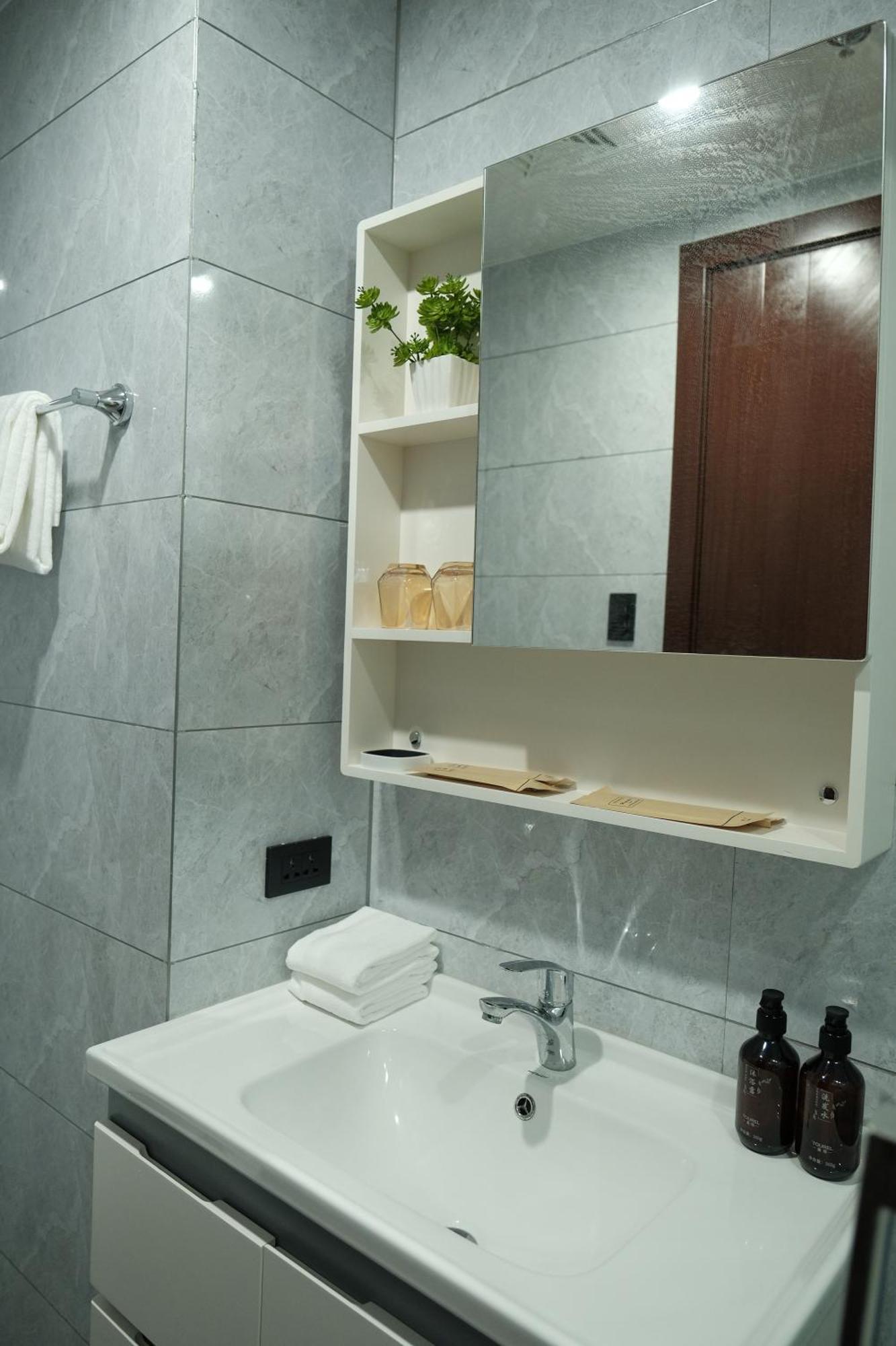 Deluxe Family Suite